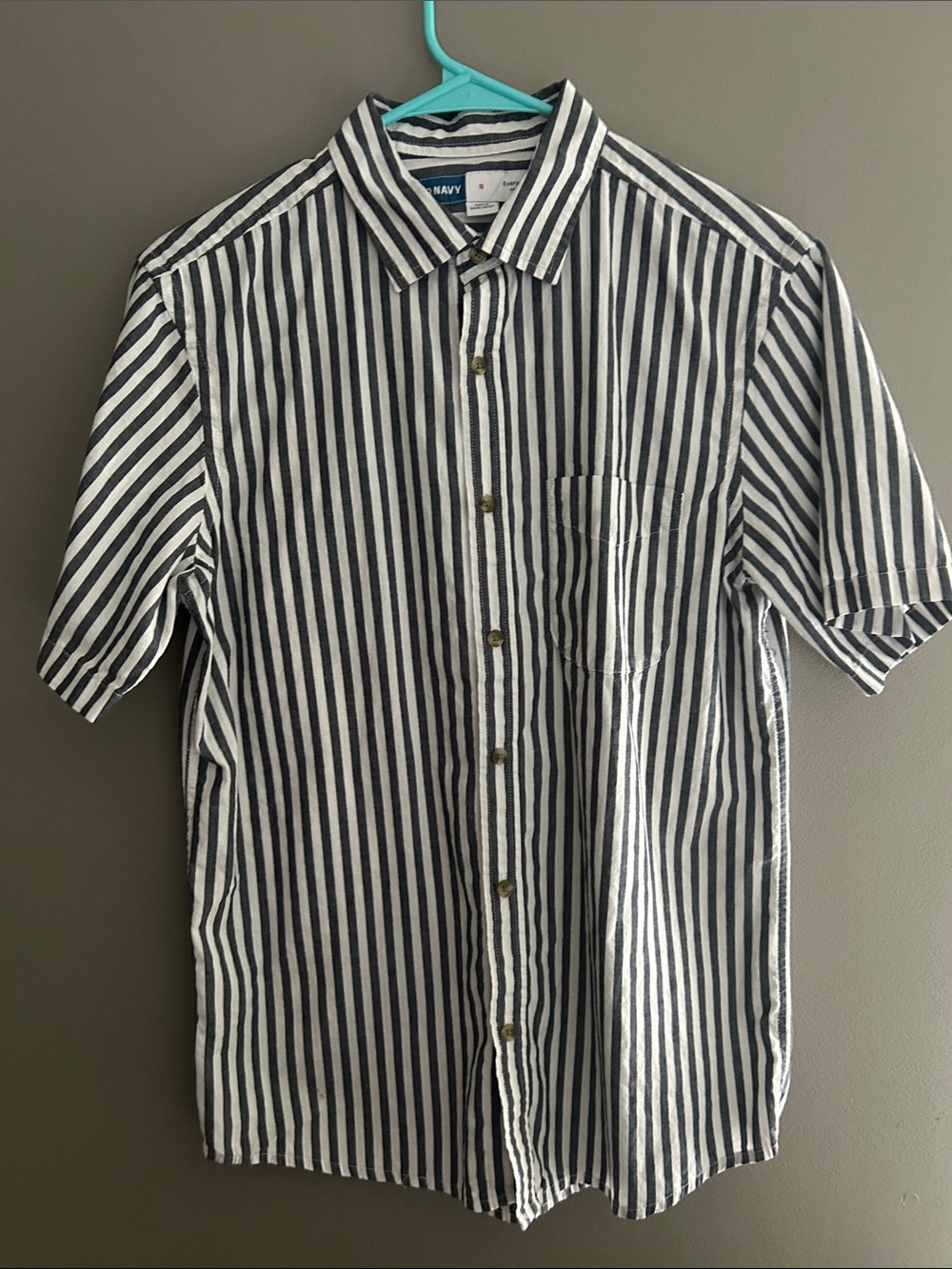 Old Navy Navy and White Striped Short Sleeve Button-Down Shirt